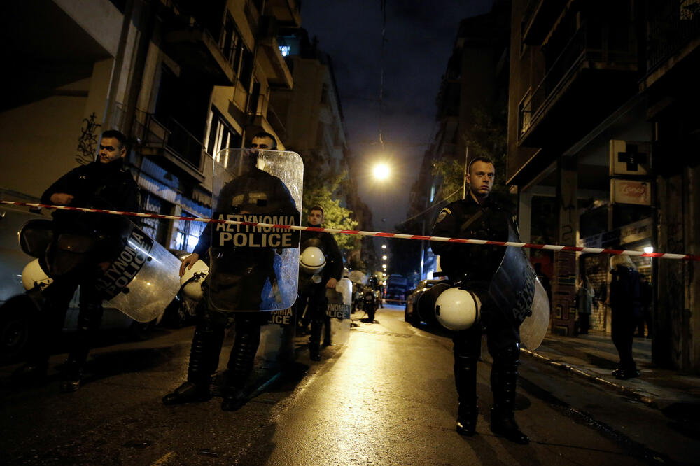 Grčka policija nakon napada 2017. godine, Foto: Costas Baltas/Reuters