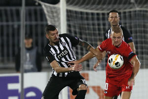 Šćekić povrijedio koljeno, Partizan saopštio da nije ništa ozbiljno