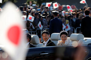 FOTO Carska povorka: Naruhito i Masako se provozali ulicama Tokija