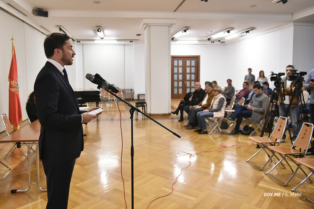 Bogdanović na današnjoj svečanosti, Foto: Saša Matić/Vlada Crne Gore