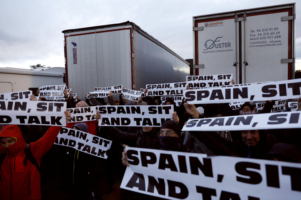 Blokada auto-puta u Kataloniji, Foto: Reuters