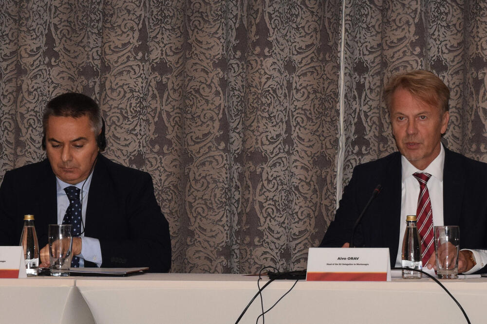 Vedelin Veljović i Aivo Orav, Foto: Luka Zeković