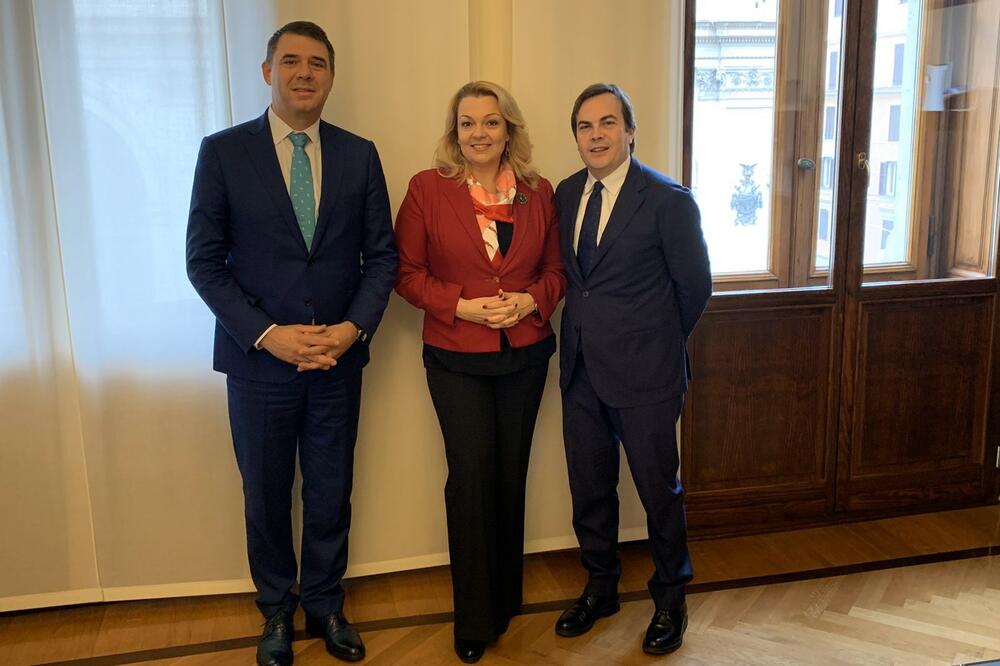 Drljević, Vlahović, Amendola, Foto: Vlada CG