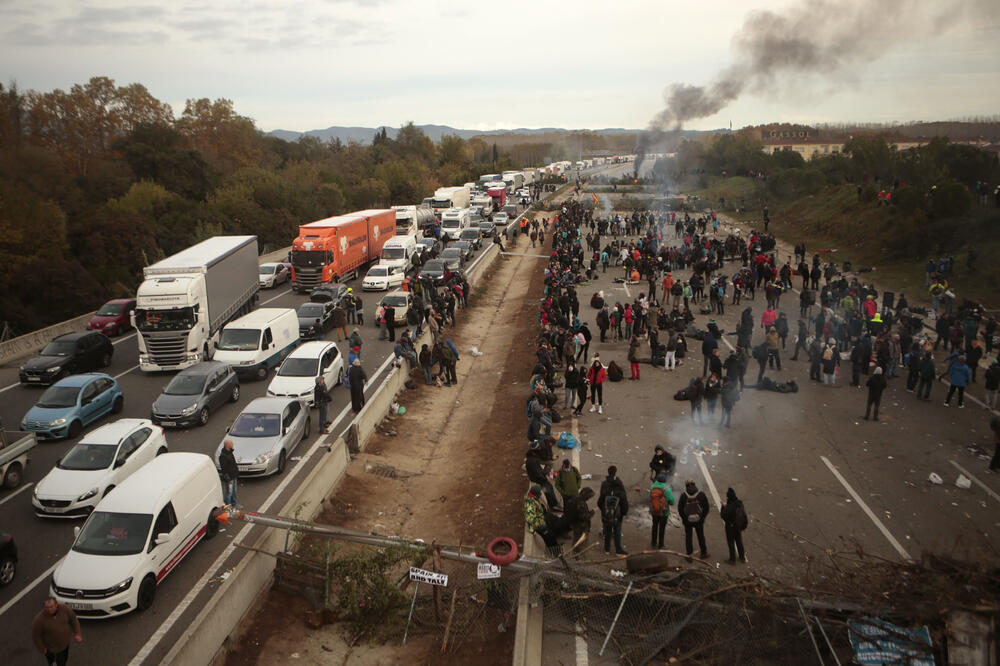 Blokada kod Đirone, Foto: Beta-AP