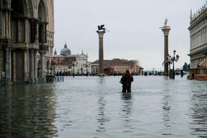 Poplave u Veneciji: "Grad je na koljenima"