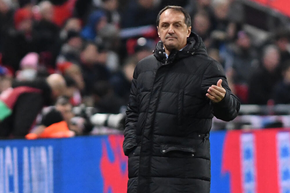 Hadžibegić tokom meča na Vembliju, Foto: Savo Prelević