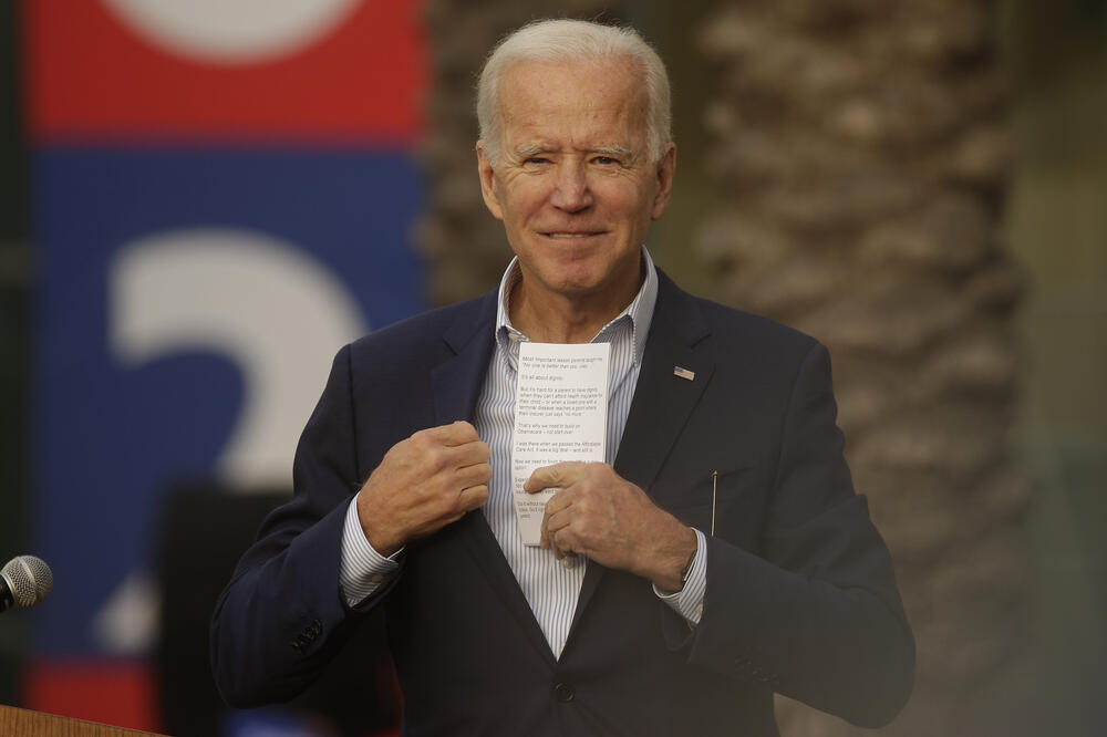 Bajden, Foto: Damian Dovarganes/AP, Damian Dovarganes/AP