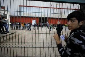 Bosna: Zabrana kretanja i policijski čas za migrante u kampovima...