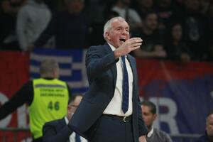 Obradović objasnio reakciju na tajm-autu: Pokušao sam da ih...