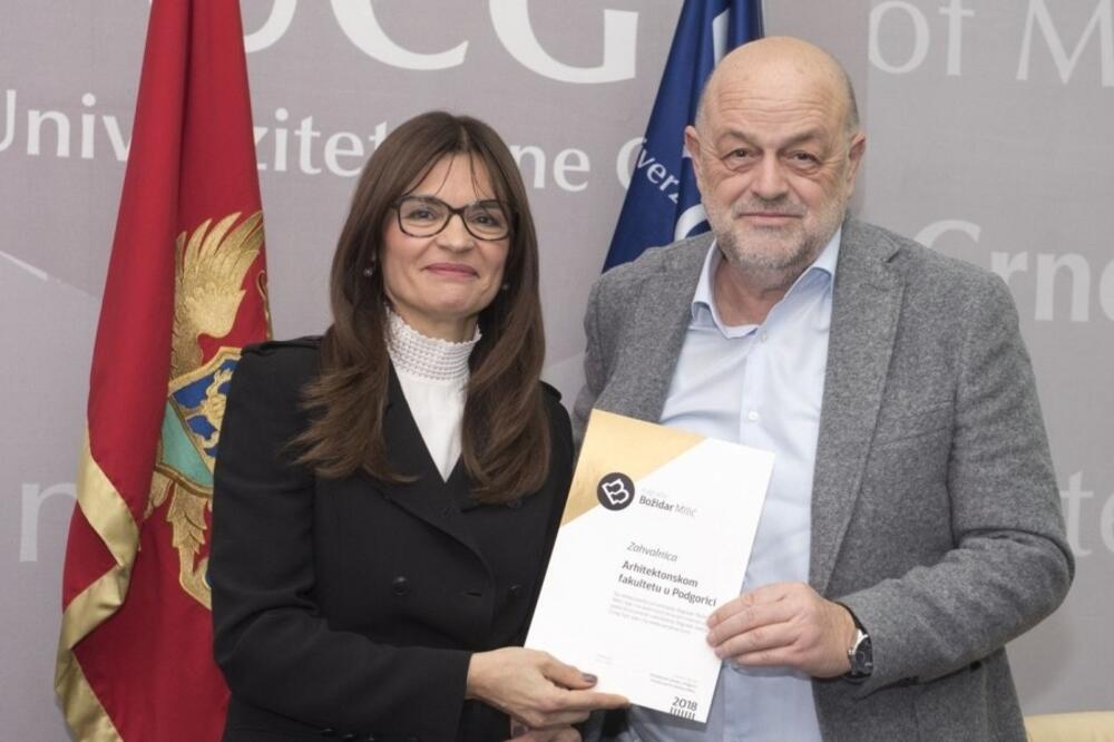 Vesna Milić Lainović i Svetislav Gavrov Popović na promociji Nagrade “Božidar Milić”, Foto: UCG.AC.ME