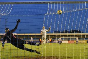 Promašaj kakav se ne viđa često: Sa bijele tačke oborio rasvjetu...