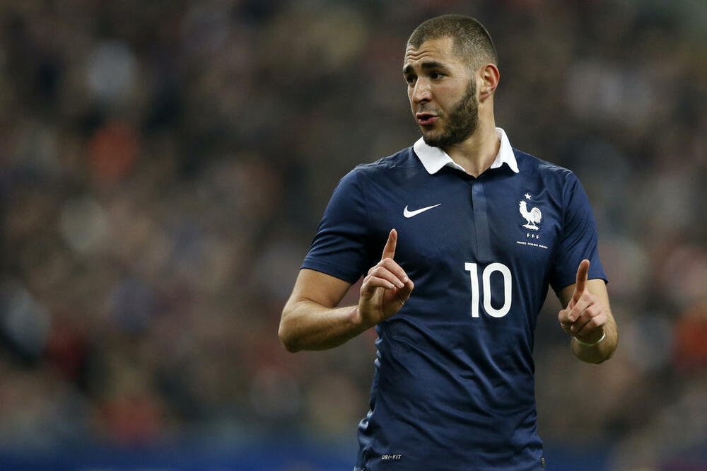 Benzema u dresu Francuske