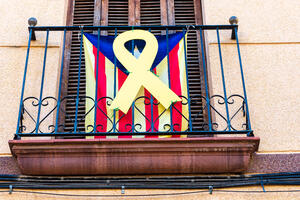 Počelo suđenje predsjedniku Katalonije zbog separatističkih simbola