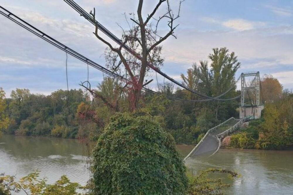 Srušeni most, Foto: Twitter