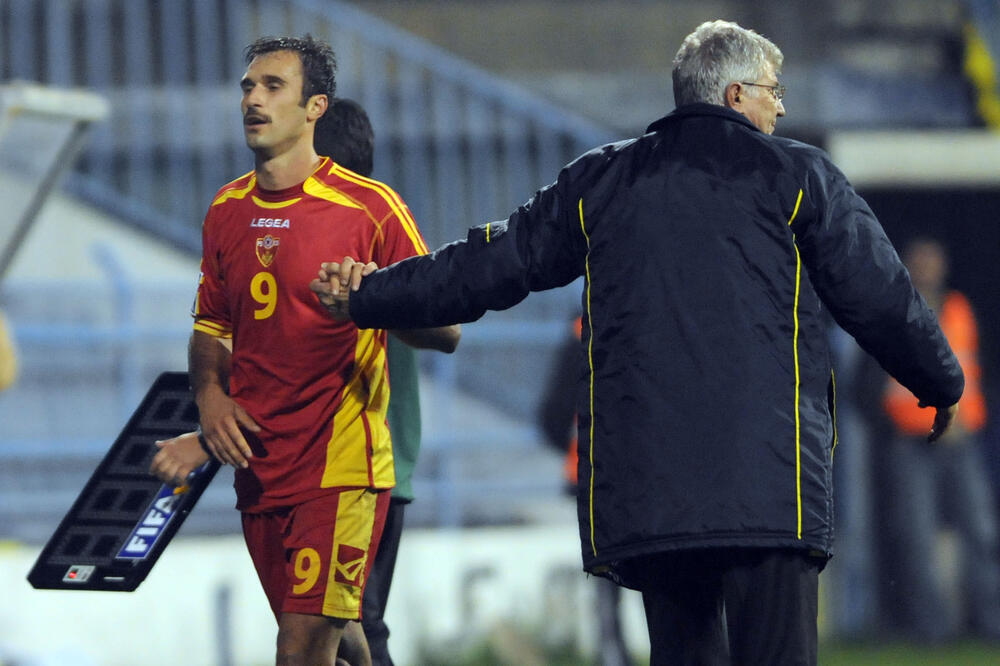 Mirko Vučinić i Zoran Filipović na meču sa Bjelorusima 2009., Foto: Savo Prelević