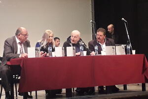 Hronika grada i pronicljivo zapažanje o ljudima