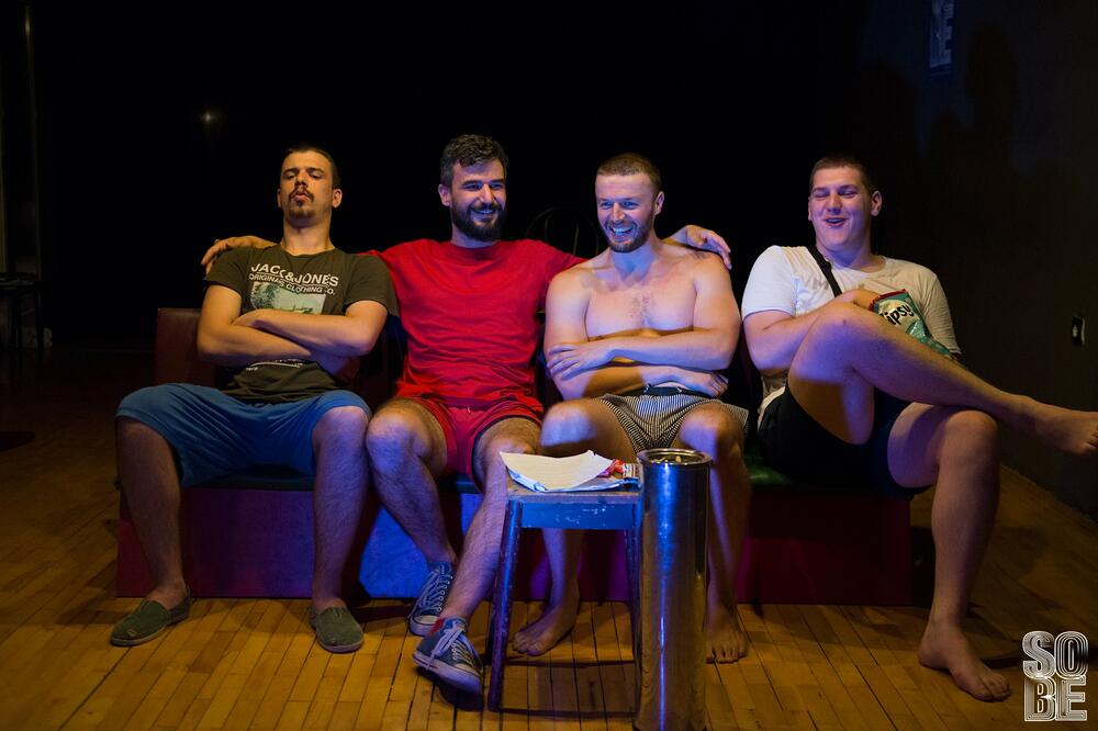 Predstava Sobe, Foto: Krsto Vulović i Ana Kašćelan