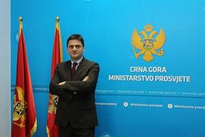 Sekretar Mitrović nije smio u tri odbora