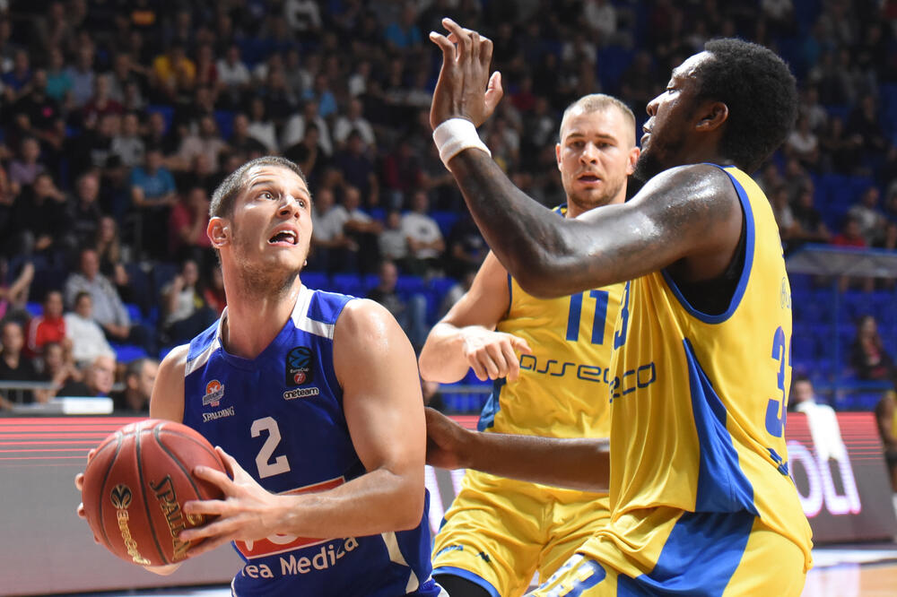 Nikola Ivanović protiv Arke u "Morači", Foto: Savo Prelević