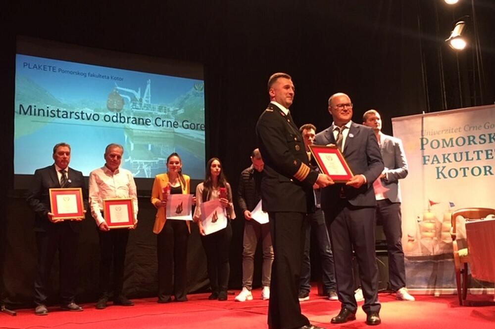 Sa akademije, Foto: Radio Kotor