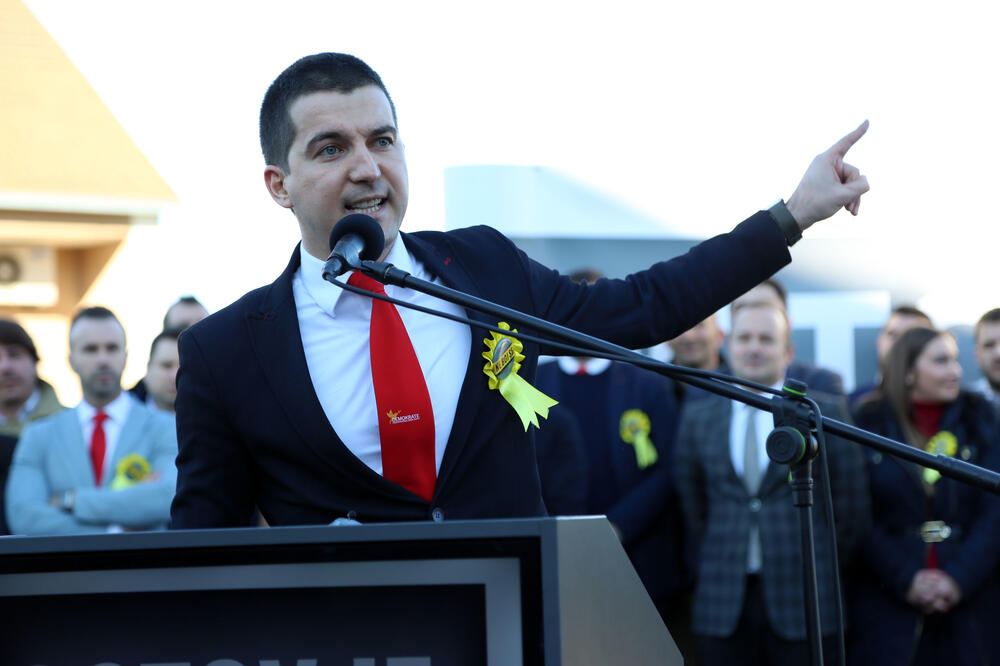 Bečić na protestu u Golubovcima, Foto: Filip Roganović