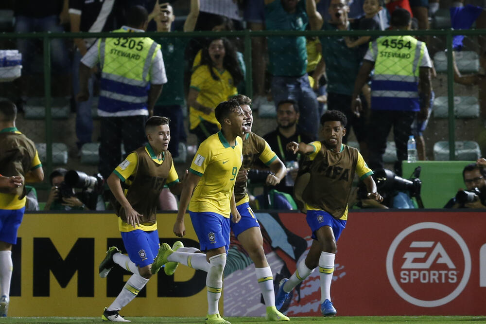 Kajo Žorže proslavlja izjednačujući gol protiv Meksika, Foto: Beta-AP