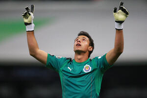 Pogledajte: Meksikanac pogodio gol iz svog šesnaesterca