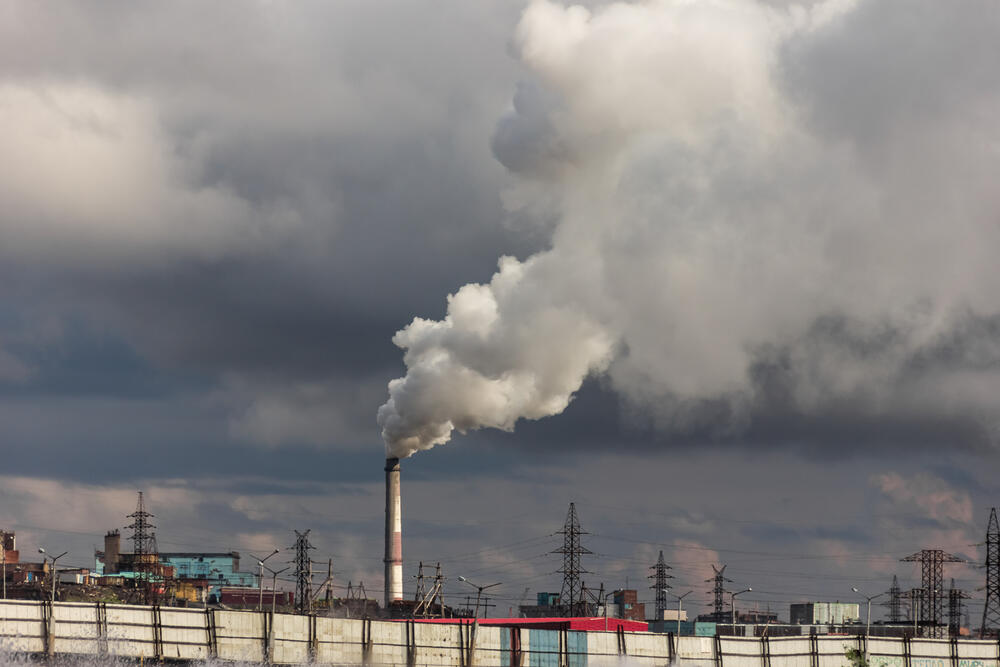 Noriljsk je jedan od najhladnijih, najzagađenijih i najdepresivnijih gradova u Rusiji u kojem živi oko 175 hiljada ljudi. Jedan je od najhladnijih gradova na svijetu, a njegovo stranovništvo zimi se bori protiv hladnoće koja može da bude i 55 stepeni ispod nule.