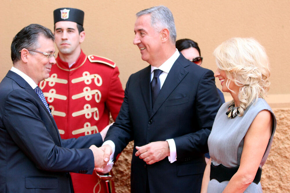 Familija pomogla i Gvozdenovićima i Đukanovićima, Foto: Filip Roganović