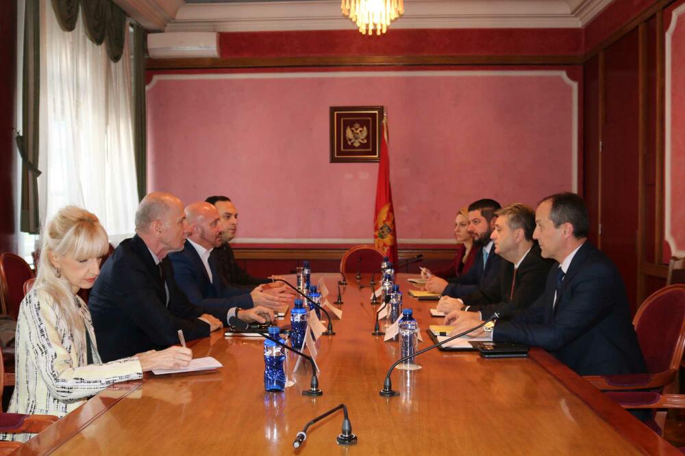 Sjednica Savjeta za građansku kontrolu rada policije, Foto: Uprava policije