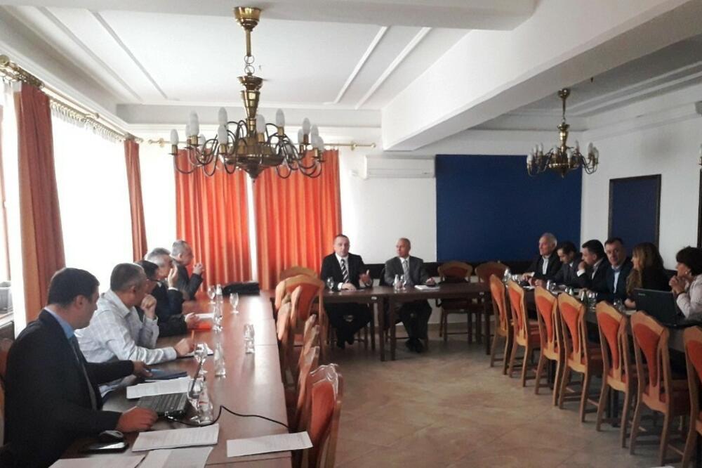 Sa sastanka, Foto: MUP