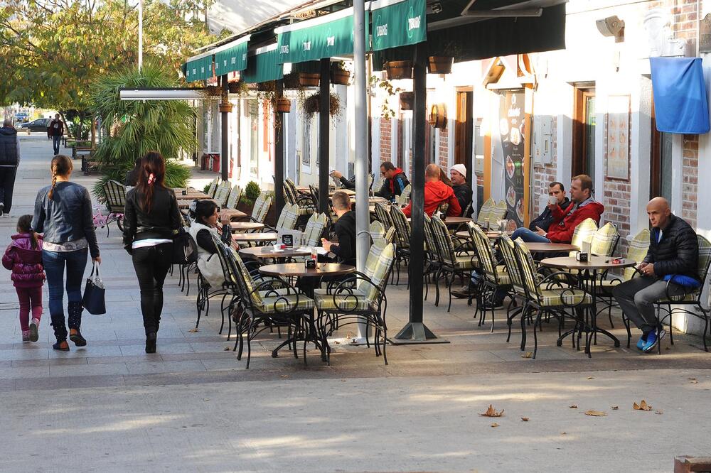 Da li su građani realno osjetili unapređenje kvaliteta života (arhiva), Foto: Arhiva Vijesti