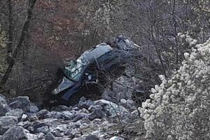 Automobil sletio s puta: Pronađeno beživotno tijelo Nikšićanina