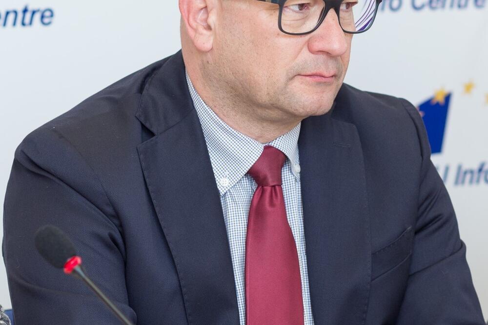 Privredni sektor mora se uključiti u promociju potrošačkih prava: Logar, Foto: Nikola Vulikić