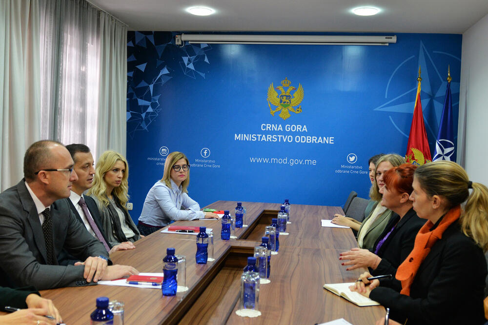 Bošković je istakao da se Ministarstvo odbrane i Vojska Crne Gore intenzivno posvećuju sprovođenju Rezolucije 1325 Savjeta bezbjednosti UN-a, Foto: MOD