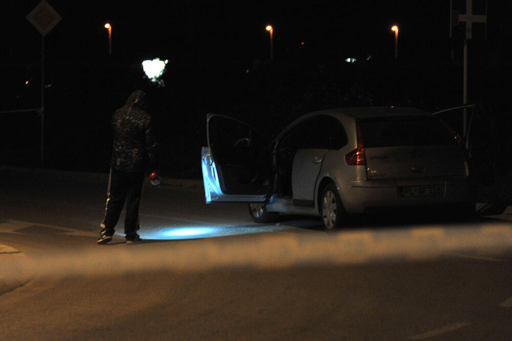 Nakon ubistva Labana ispred sportske dvorana Topolica, Foto: Savo Prelević