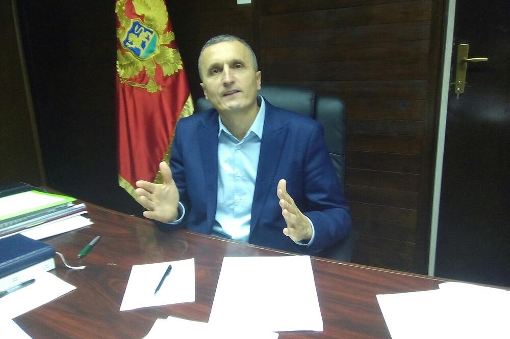 Hvali se saradnjom sa državnom vlašću: Milisav Bulatović