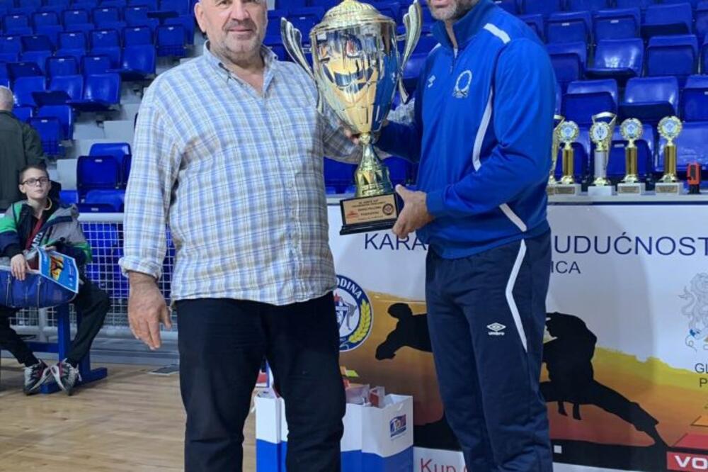 Trofej Podgorice opet ide u Bar