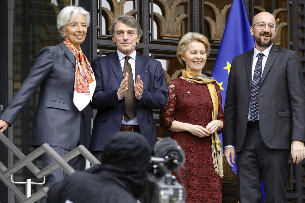 Lagard, Sasoli, Fon der Lajen i Mišel juče ispred Kuće evropske istorije u Briselu, Foto: Olivier Matthys/AP