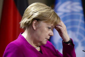 Pada vlada Angele Merkel?