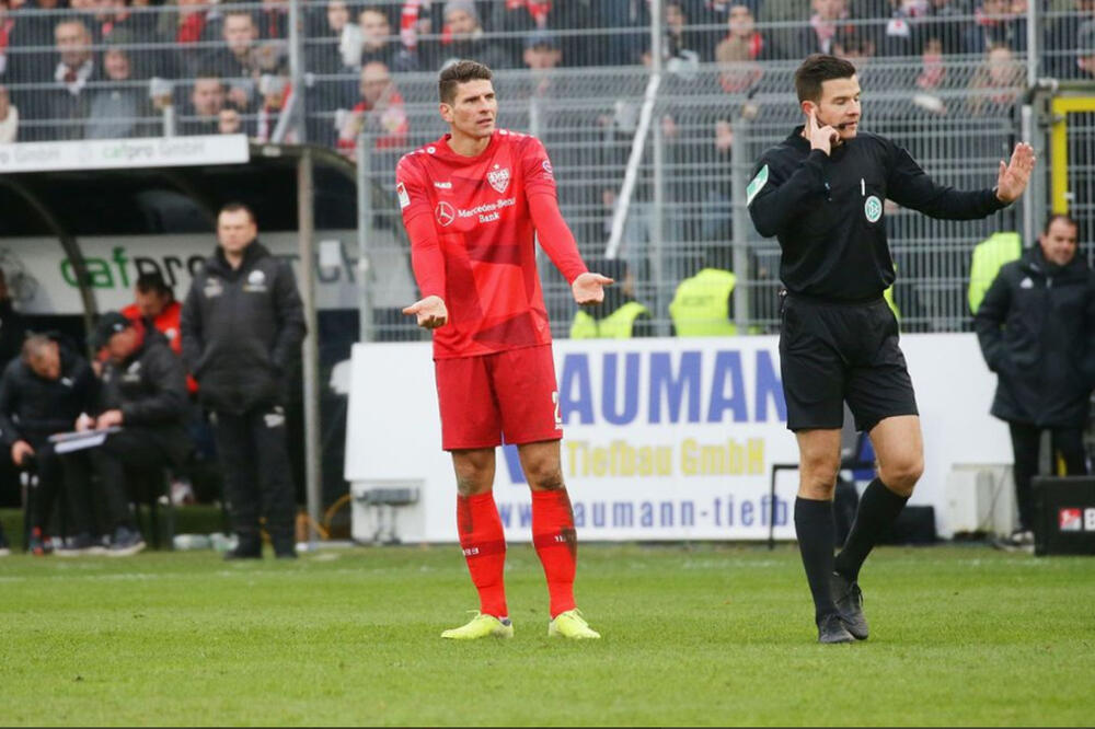 Gomez na meču sa Sandhauzenom, Foto: Twitter, Twitter