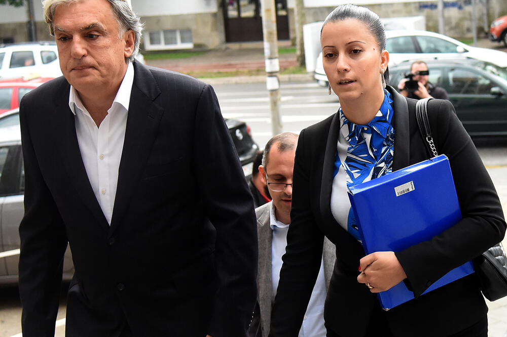 Ni Spahića nije potpisala na “svoj” rad iz 2014: Lakićević Đuranović (desno)), Foto: Savo Prelević