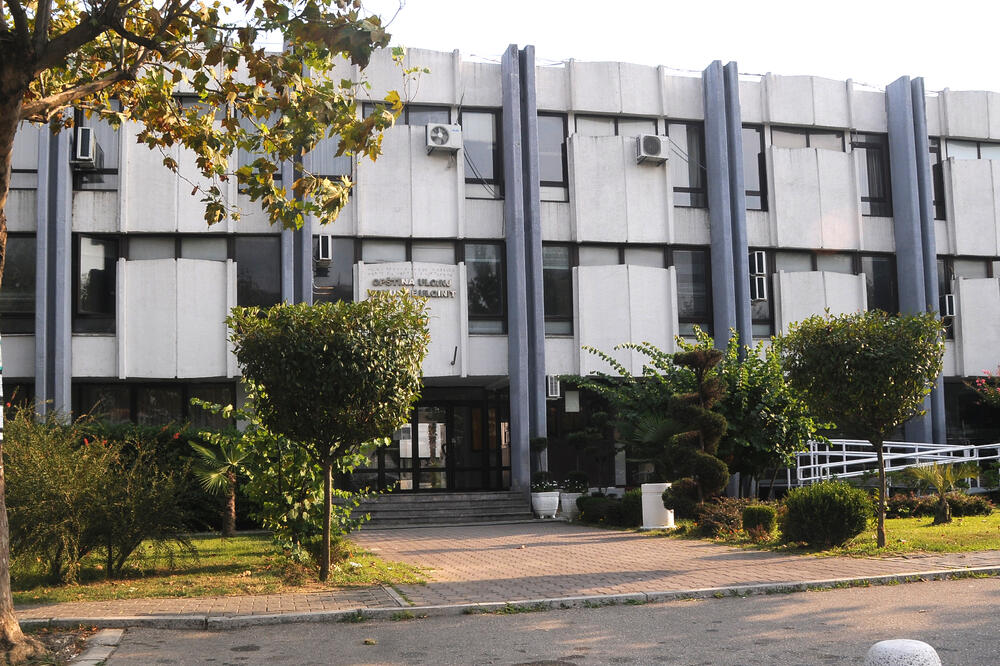 Zgrada Opštine Ulcinj, Foto: Boris Pejović, Boris Pejović