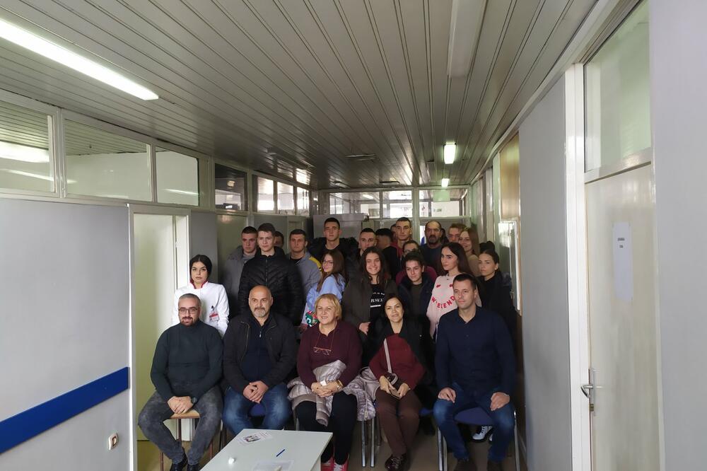 Srednjoškolci gimnazije “Miloje Dobrašinović", Foto: Jadranka Ćetković