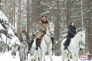 Kim Džong Un na bijelom konju: "Imperijalisti i klasni...