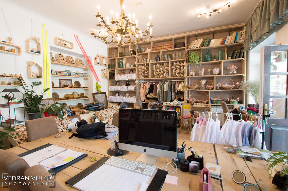 Suvenirnica u Kolašinu, Foto: Vedran Vujisić