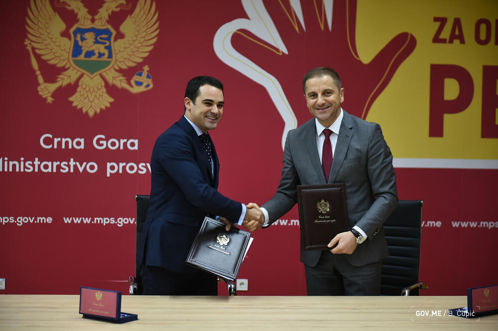 Sa potpisivanja Memoranduma, Foto: Bojana Ćupić