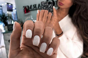 Hit su nokti 'boje mlijeka': Pogledajte kakvi još