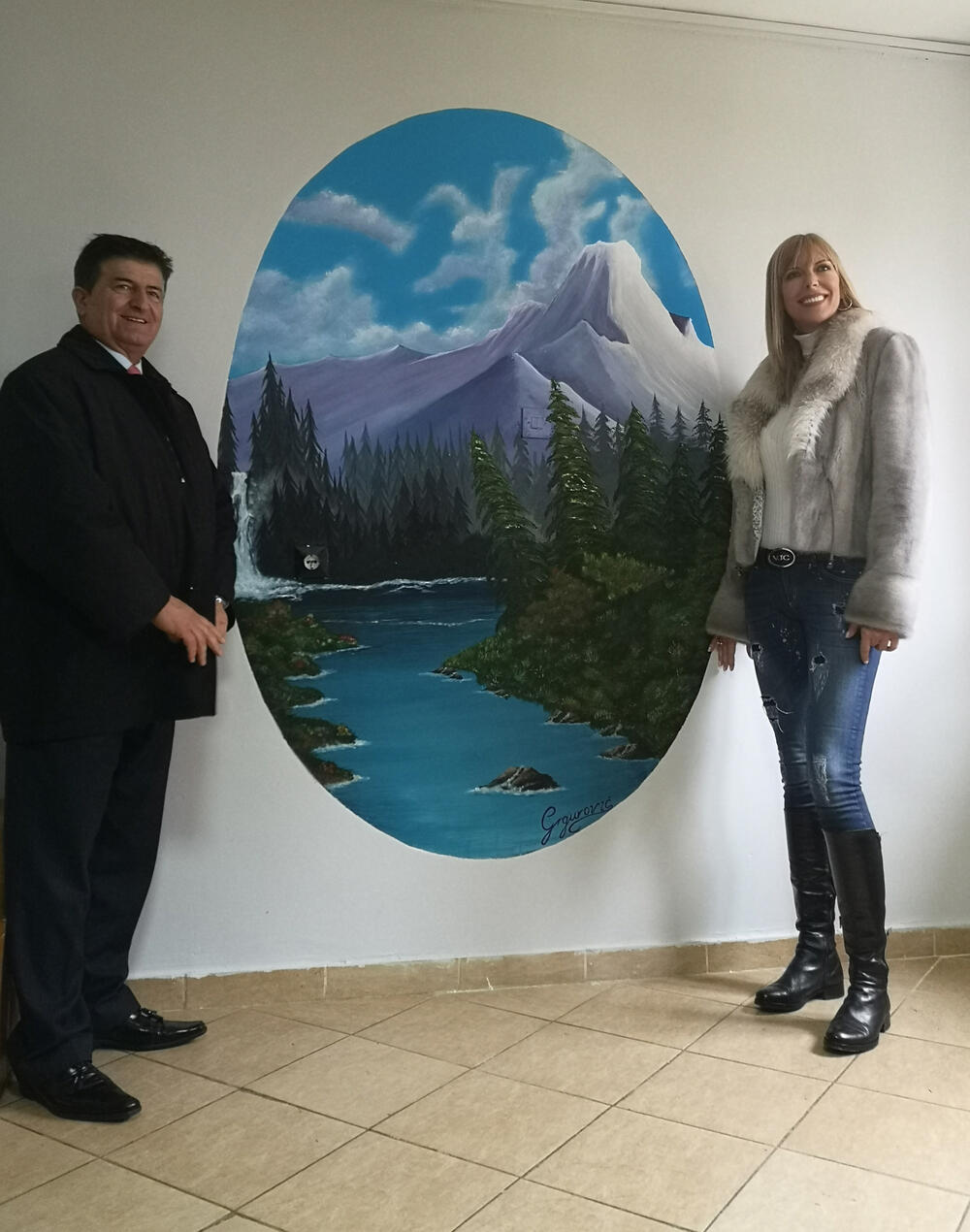 U Upravi za izvršenje krivičnih sankcija otvorena je izložba slika čiji su autori sedam osuđenika - Dejan Obradović, Goran Vešović, Goran Vešović, Dragan Kovačina, Mihajlo Grgurović, Dragutin Jelić, Mitar Knežević, Samir Beriša i Stefan Milojković.Oni su posljednjih šest mjeseci stvarali umjetnička djela pod mentorstvom književnice, slikarke i nekadašnje osuđenice Olivere Ćirković.