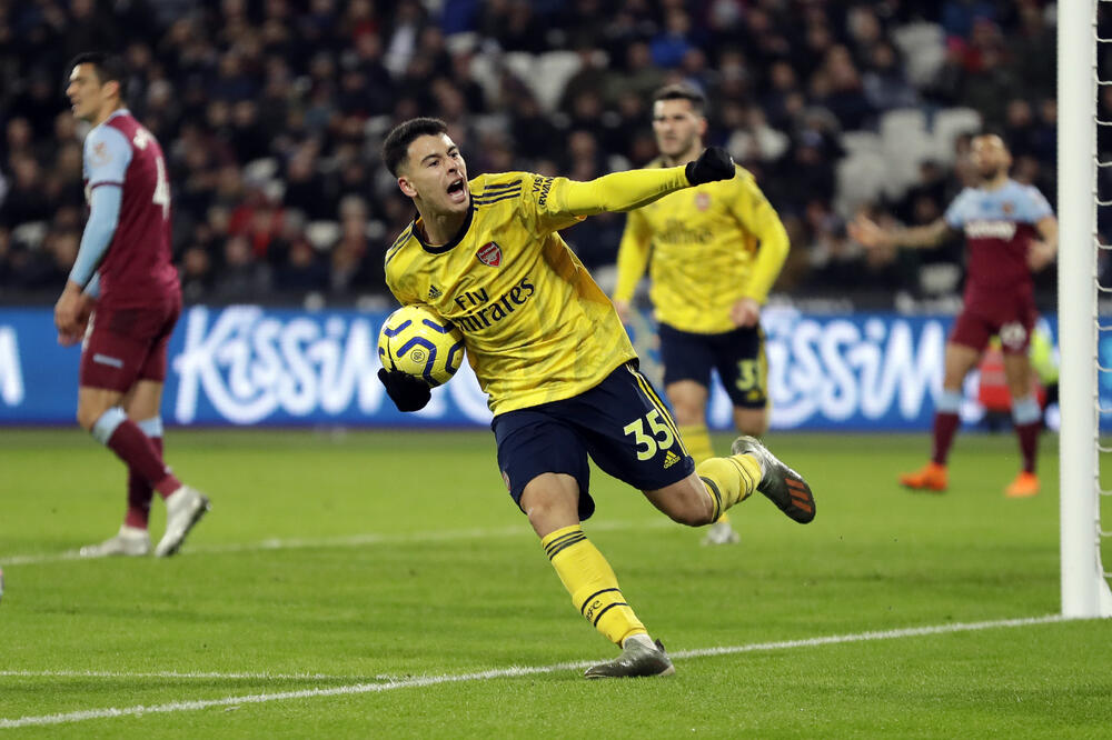 Gabrijel Martineli slavi izjednačujući gol, Foto: AP